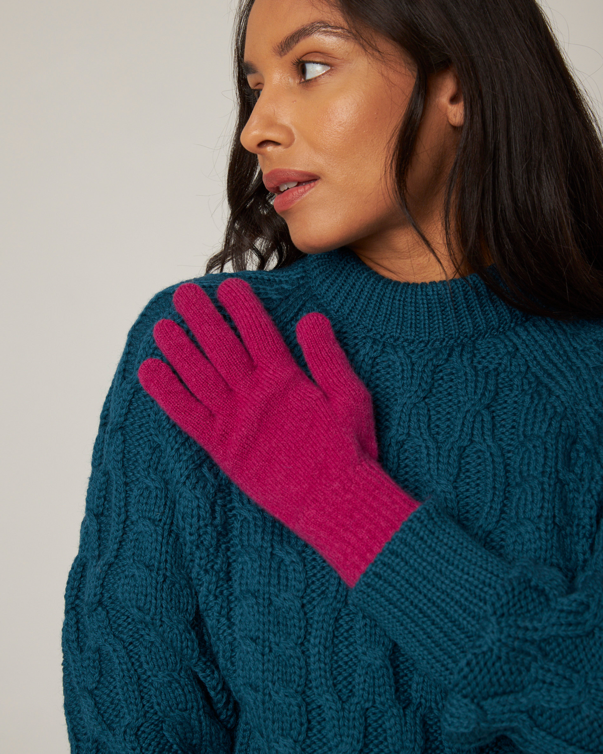 Lundy Gloves
